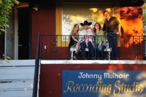 Will Banister & Family with Jill & Johnny Mulhair at Mulhair Studio, Clovis