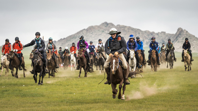 Mongol Derby 2016 start, by Richard Dunwoody